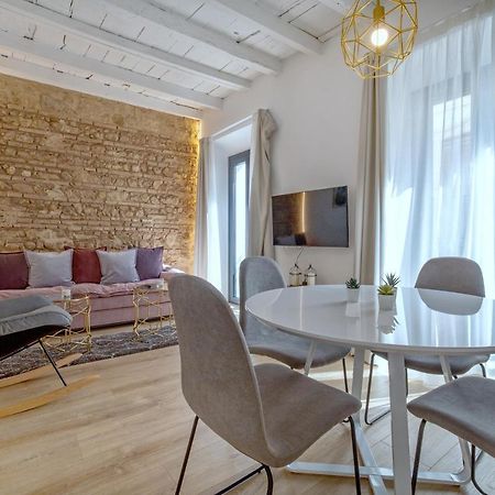 קורדובה Victoria Suites מראה חיצוני תמונה